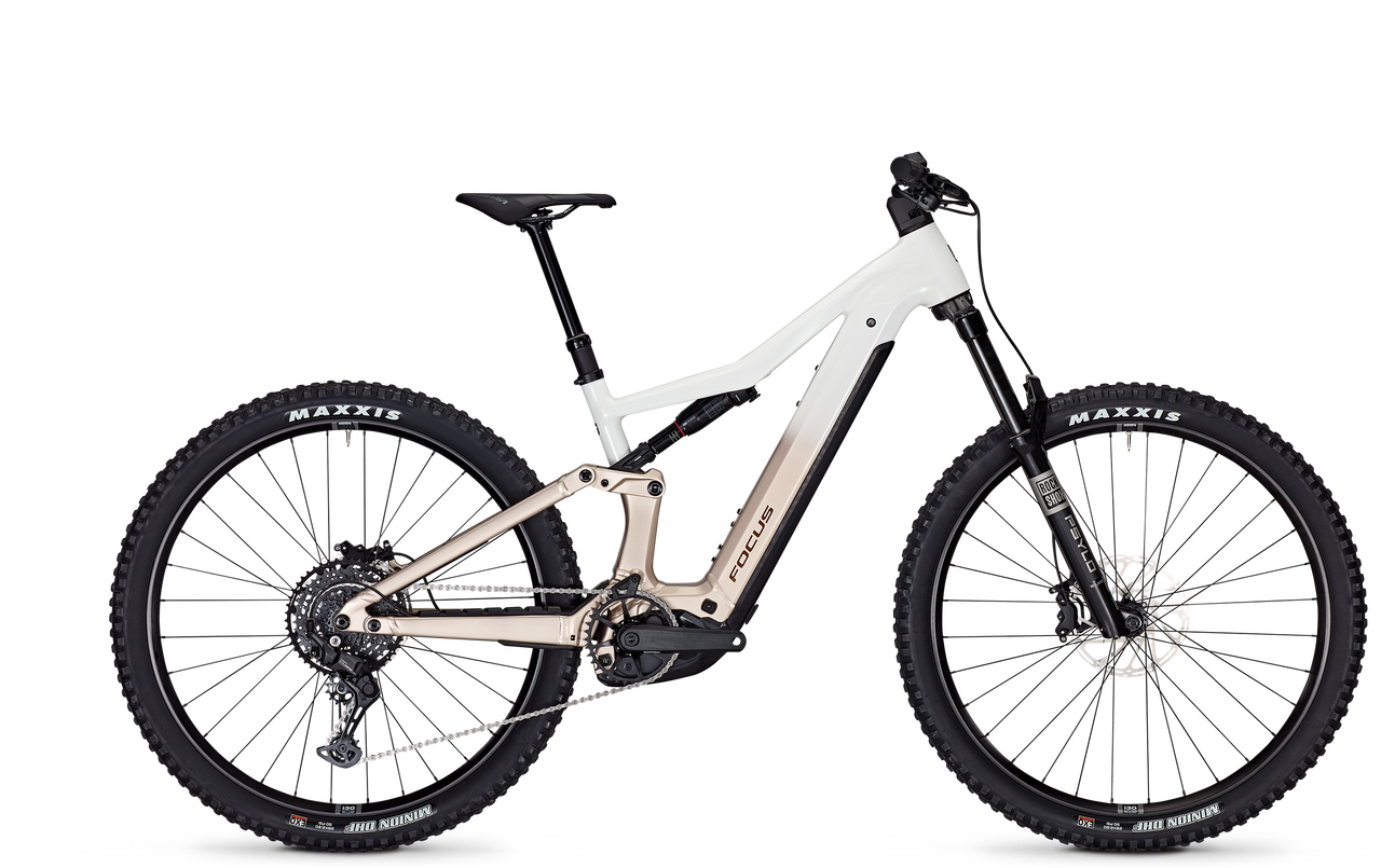 FOCUS JAM² 6.7 - BÍLOZLATÁ (2025)