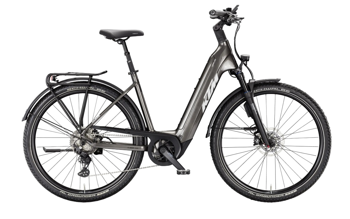 KTM Macina Gran 820 ABS 29 - šedá (2026)