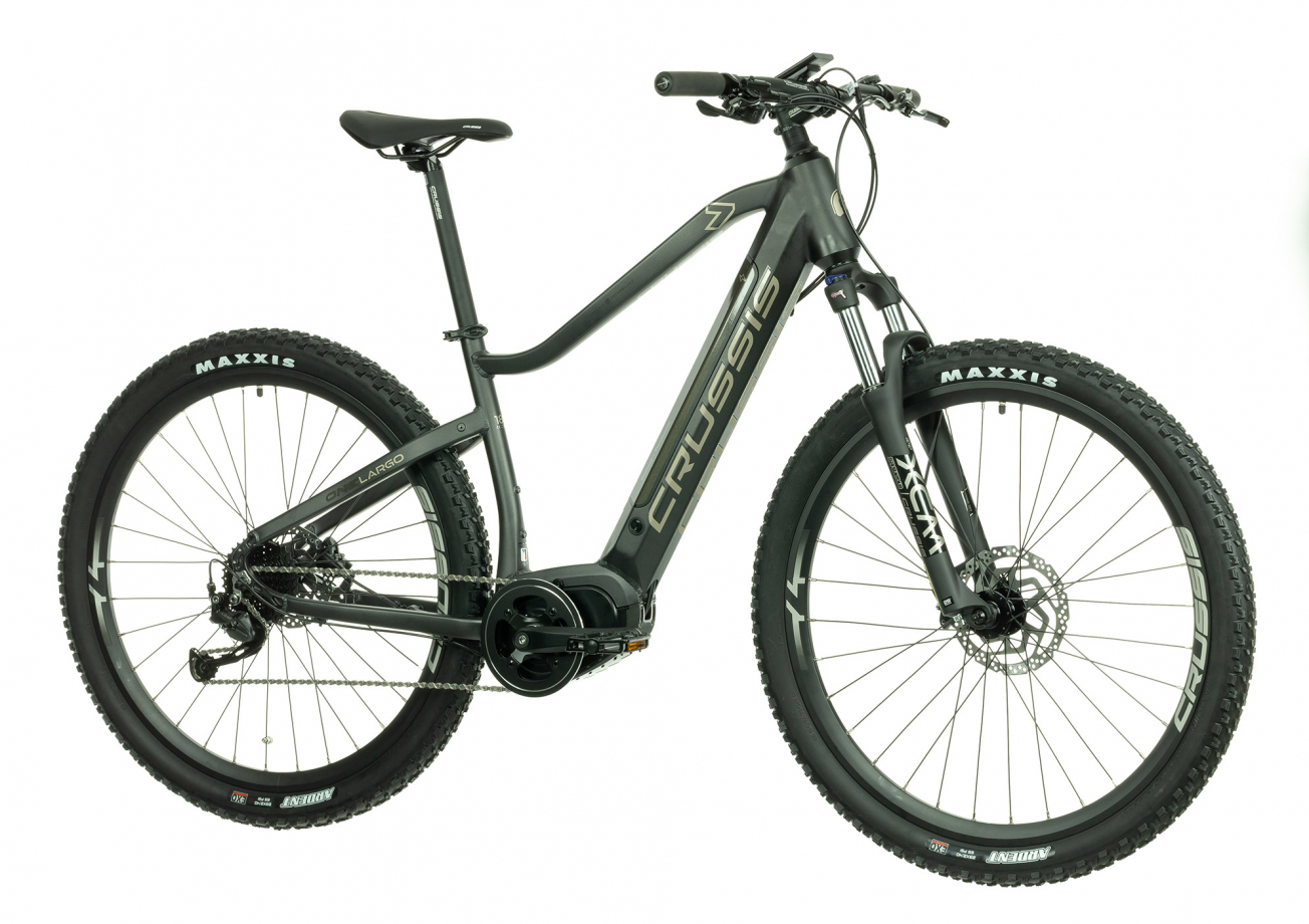 CRUSSIS ONE-LARGO 7.7-S (2022)