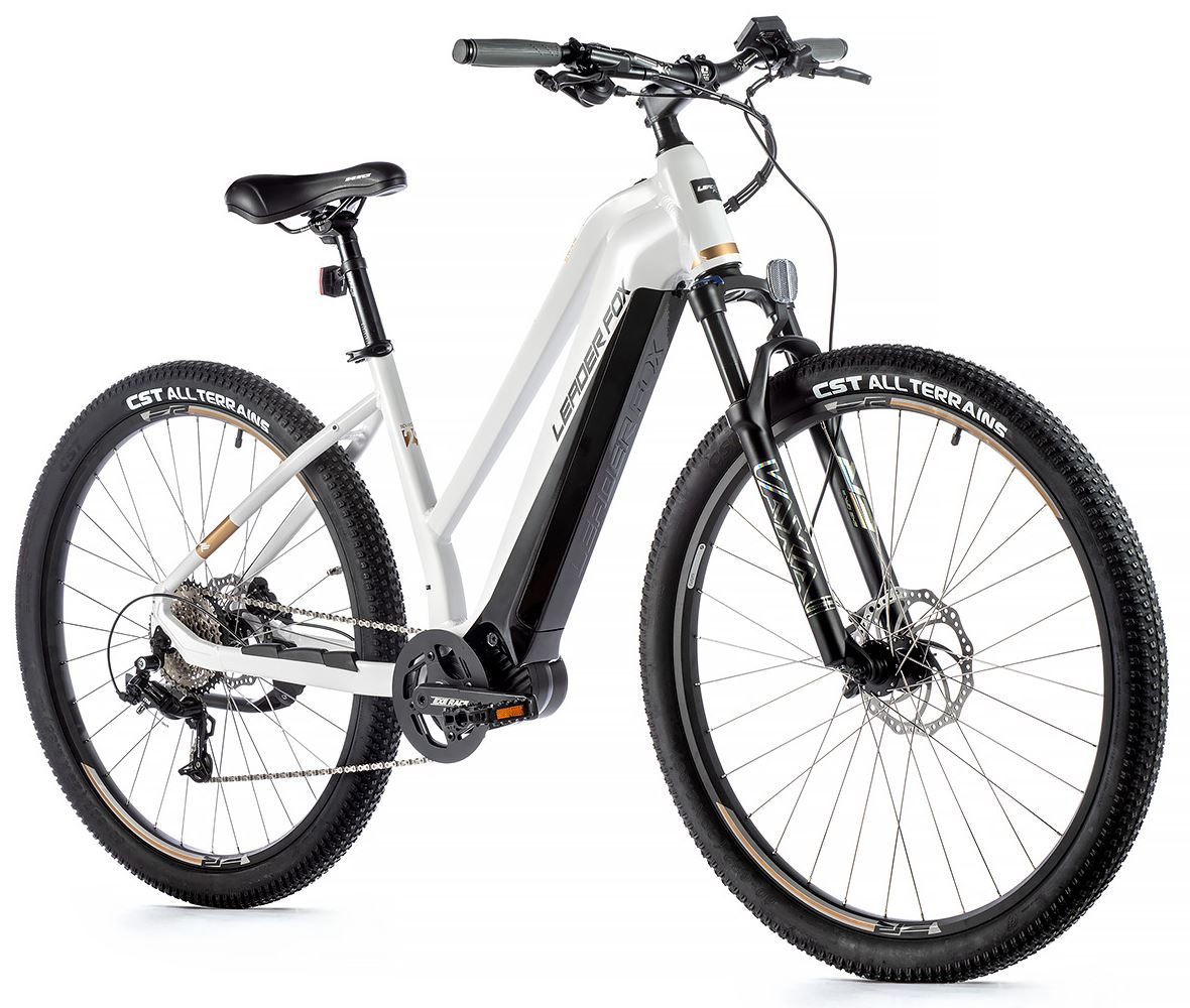 LEADER FOX SWAN DÁMSKÝ 29" - BÍLÁ (2023)