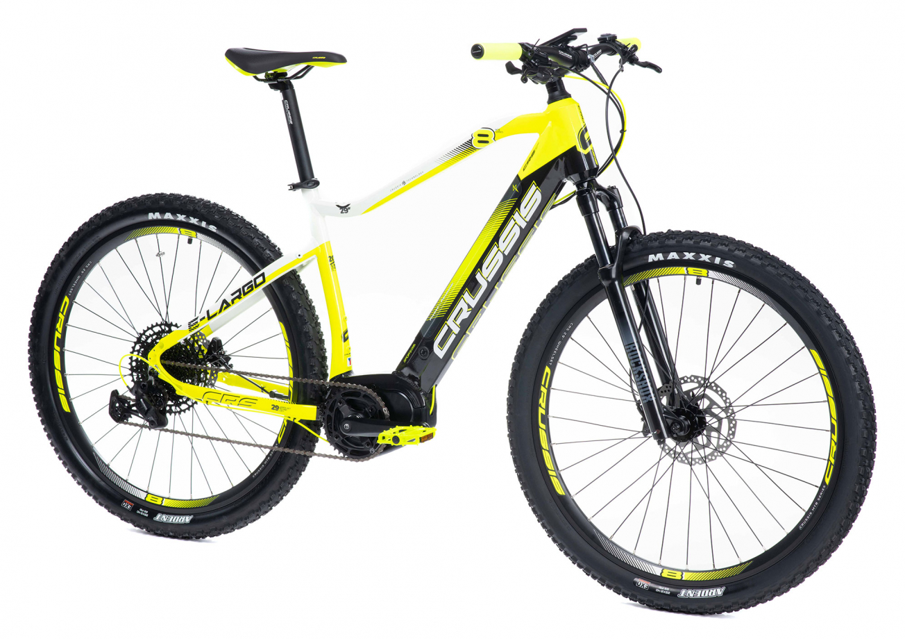 Crussis e-Largo 8.6-L (2021)